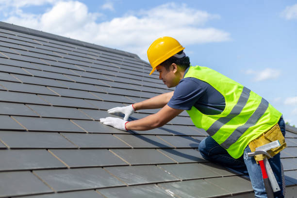 Best Flat Roof Repair Services  in Strongsville, OH